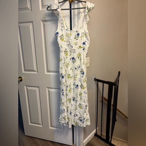 Jason Wu Collection White Floral Ruffal V Neck Size 10 Retail $395. Designer - Picture 3 of 4